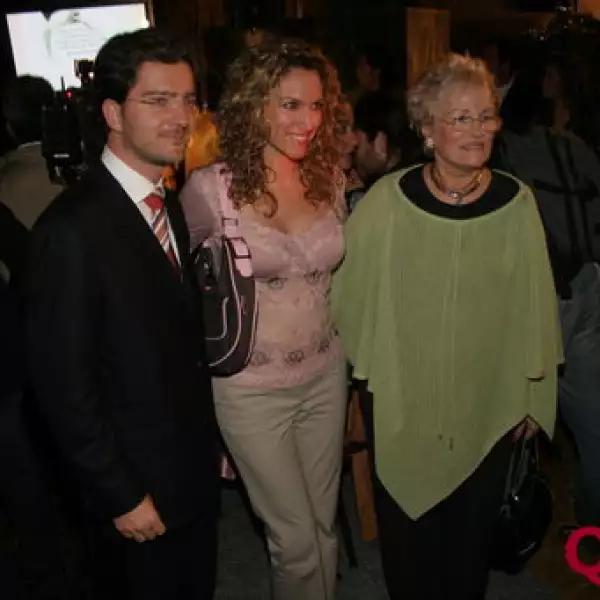 Arthur Laporta, Liza Echeverría, Linda Echeverría