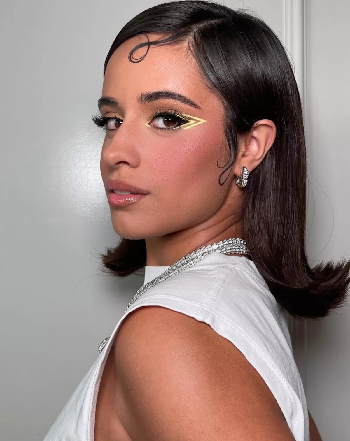 Camila maquillaje 