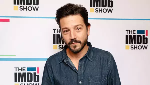 Diego Luna Visits The IMDb Show