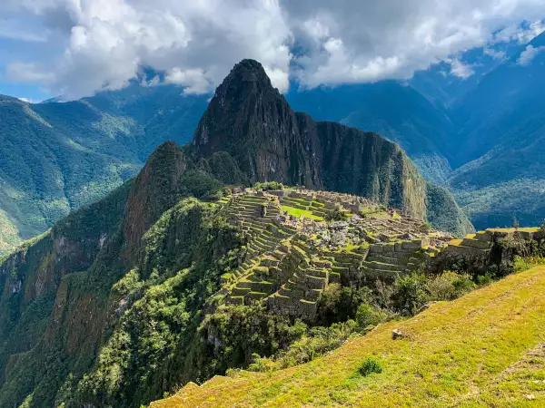 green-and-brown-mountain-under-white-clouds-3463964.jpg