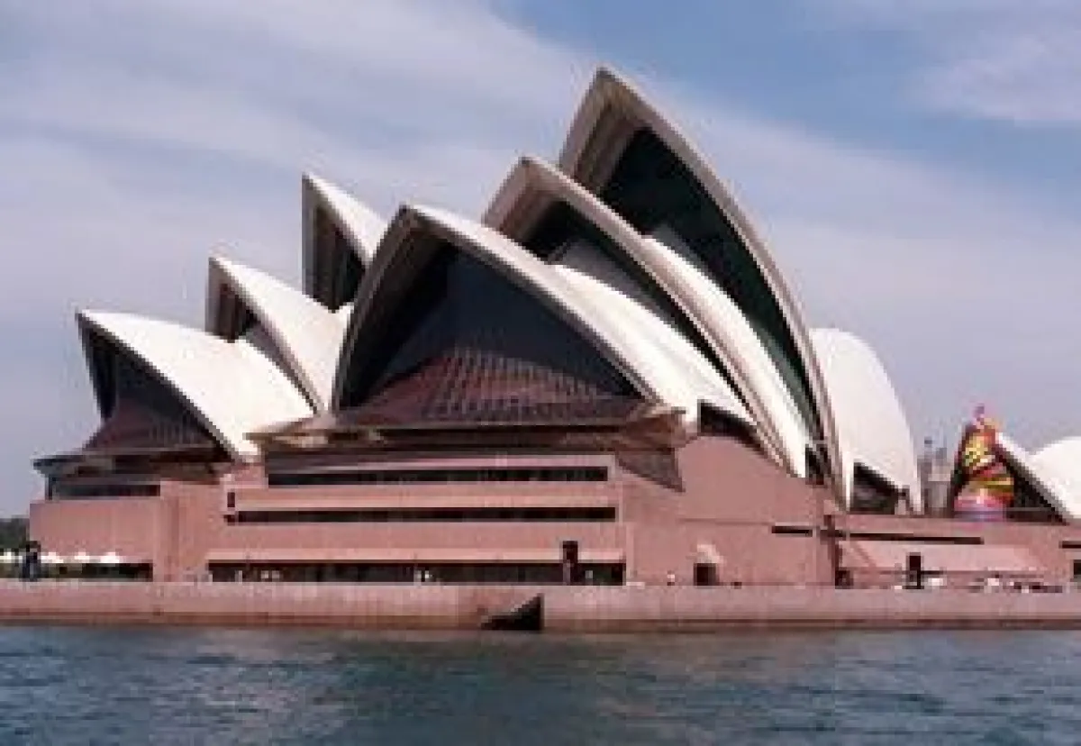 La famosa Ópera de Sidney, un ícono de la arquitectura moderna.