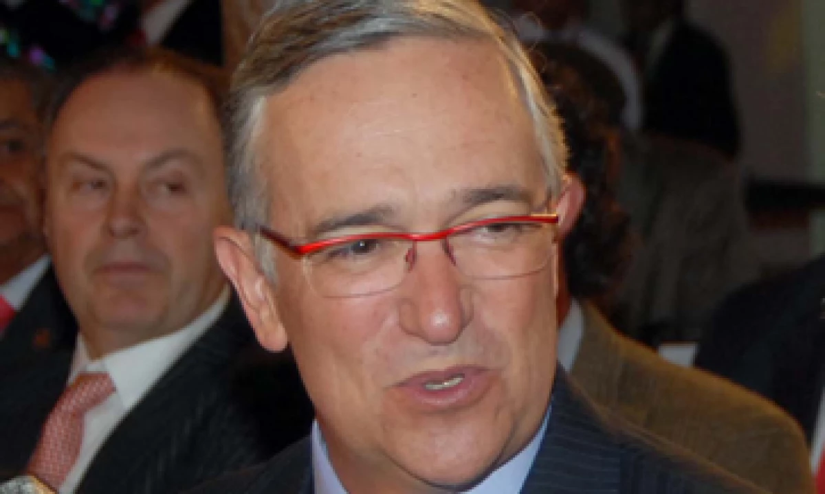 Ricardo Salinas Pliego señala que fue la Federación Mexicana de Futbol la que fijó los horarios de la liguilla. (Foto: Notimex)