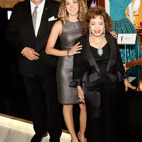 Rodrigo Flores, Paulina Uribe y María Victoria