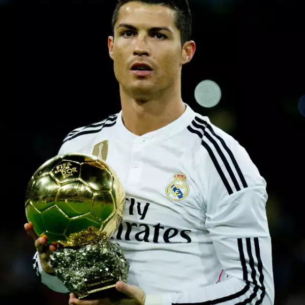 Cristiano Ronaldo. Recién cumplió 30 años y el ganador del balón de oro sigue robando suspiros a las mujeres. Lo mejor es que ahora está soltero.