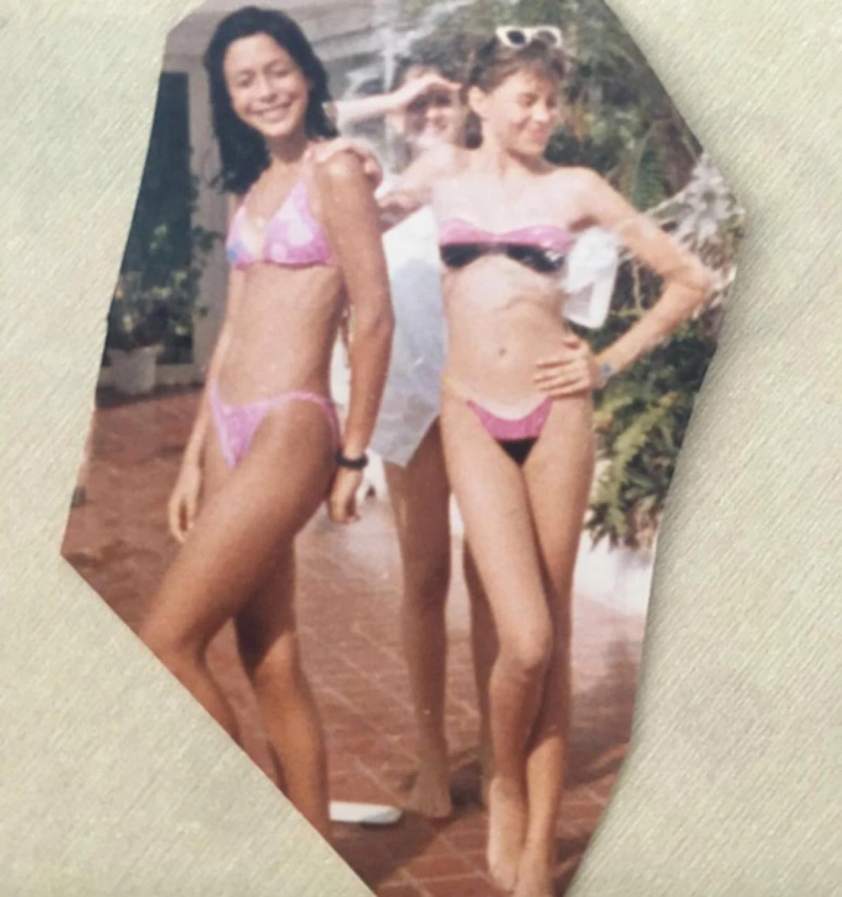 El cuerpo de la actriz en bikini luce muy distinto en esta imagen del pasado en su natal Barranquilla.