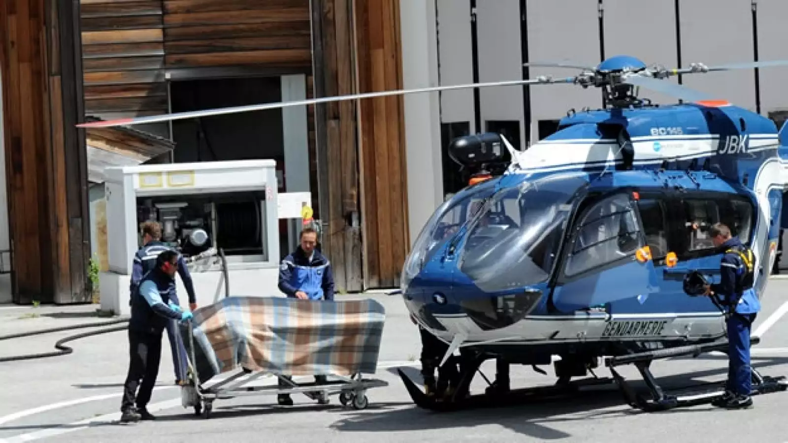 HELICOPTERO, RESCTAE, EMERGENCIA, MONTAÑISMO