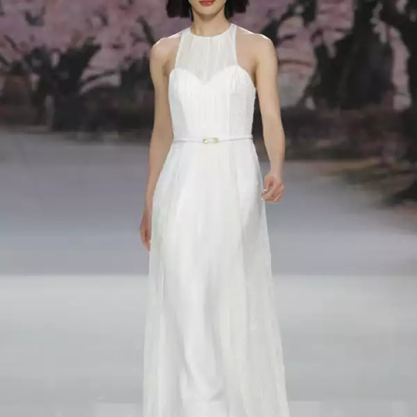 Se inspiró en la tradición milenaria de Japón de admirar el florecimiento del sakura, o cerezo, como un espectáculo.