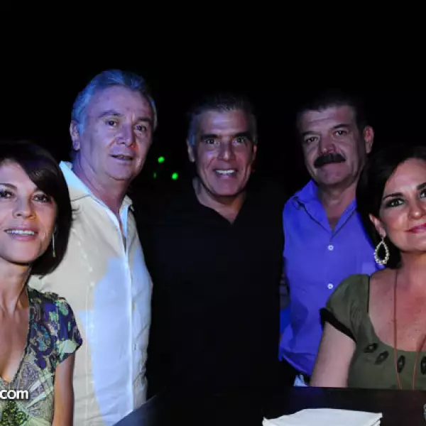 Angélica de García, Francisco García, Alfonso Martínez, Pepe del Toro y Teresa Morales