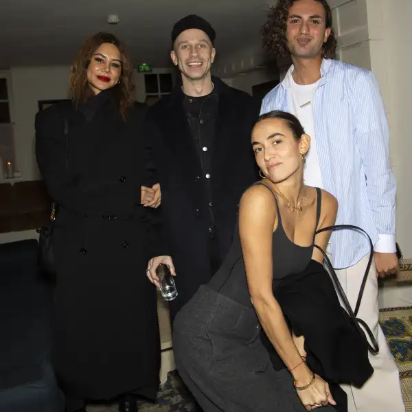 VB AW23 COCKTAILS    8.JPG