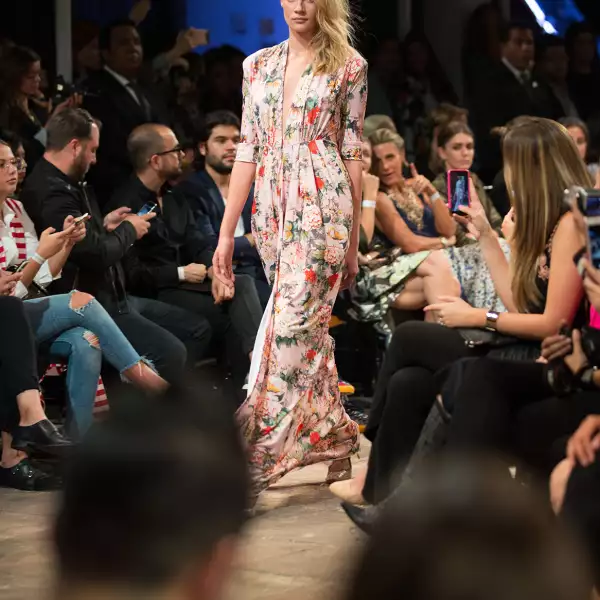 Mercedes Benz Fashion Week: Pasarela de Sandra Weil