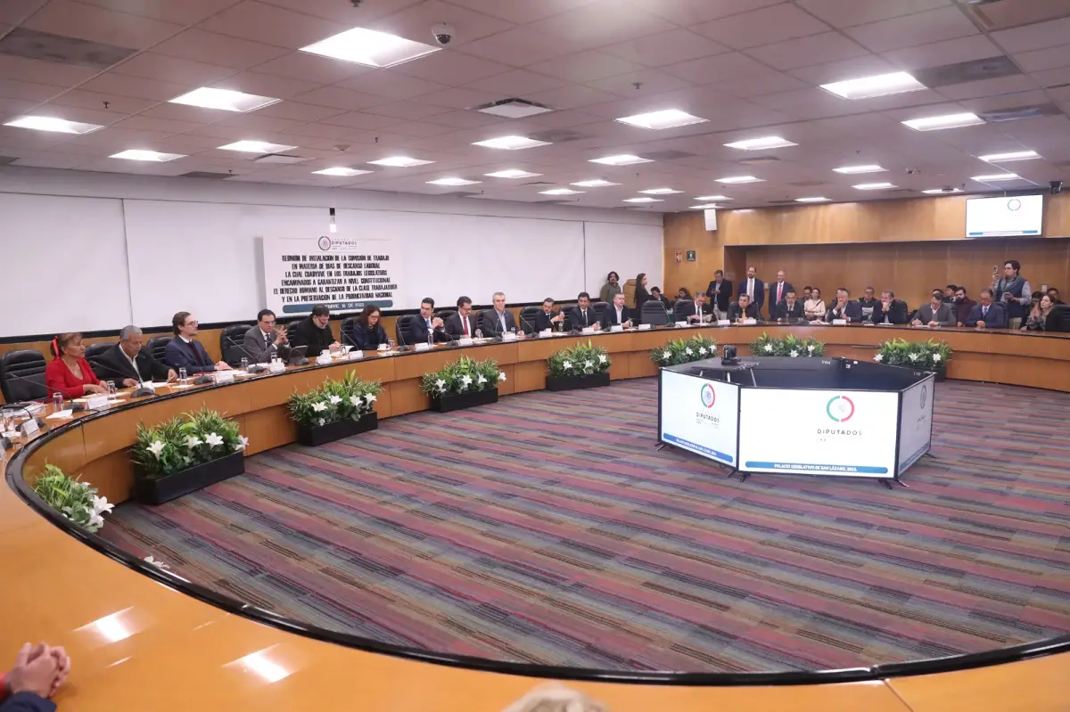 diputados-mesa-jornada laboral.jpeg