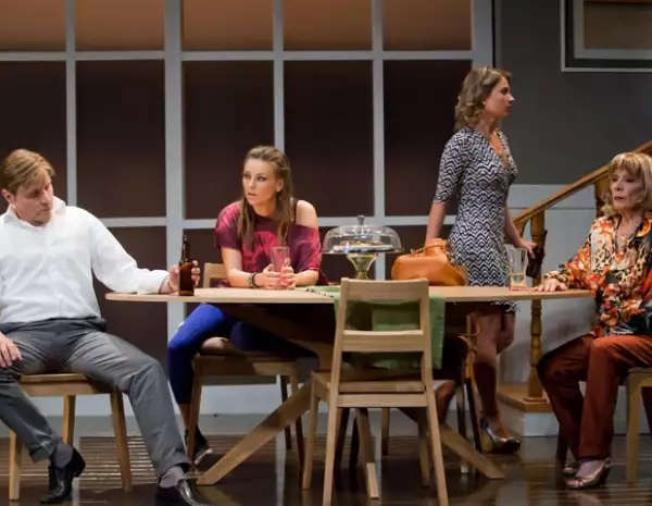 La noche del lunes, Mario Iván Martínez, Dominika y Ludwika Paleta, e Isela Vega ofrecieron actuaciones poderosas, que lo mismo conmovieron y divirtieron al público.