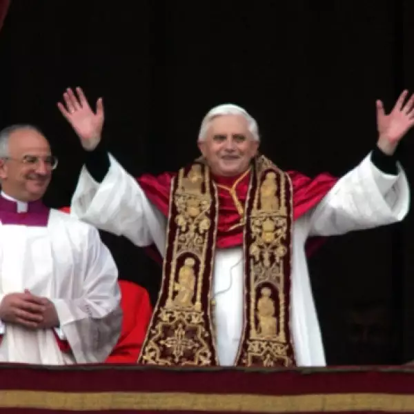 Benedicto XVI papado 13