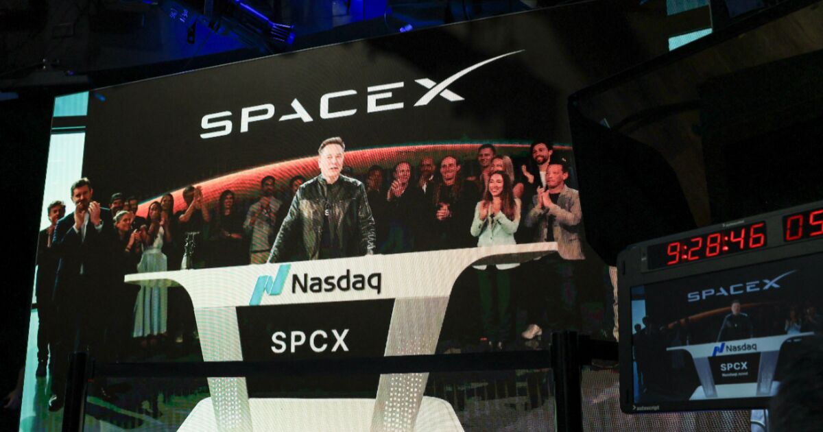 ¡SPACEX ROMPE RÉCORDS EN WALL STREET!