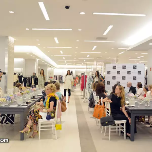 Lanzamiento Amelia Toro en Saks