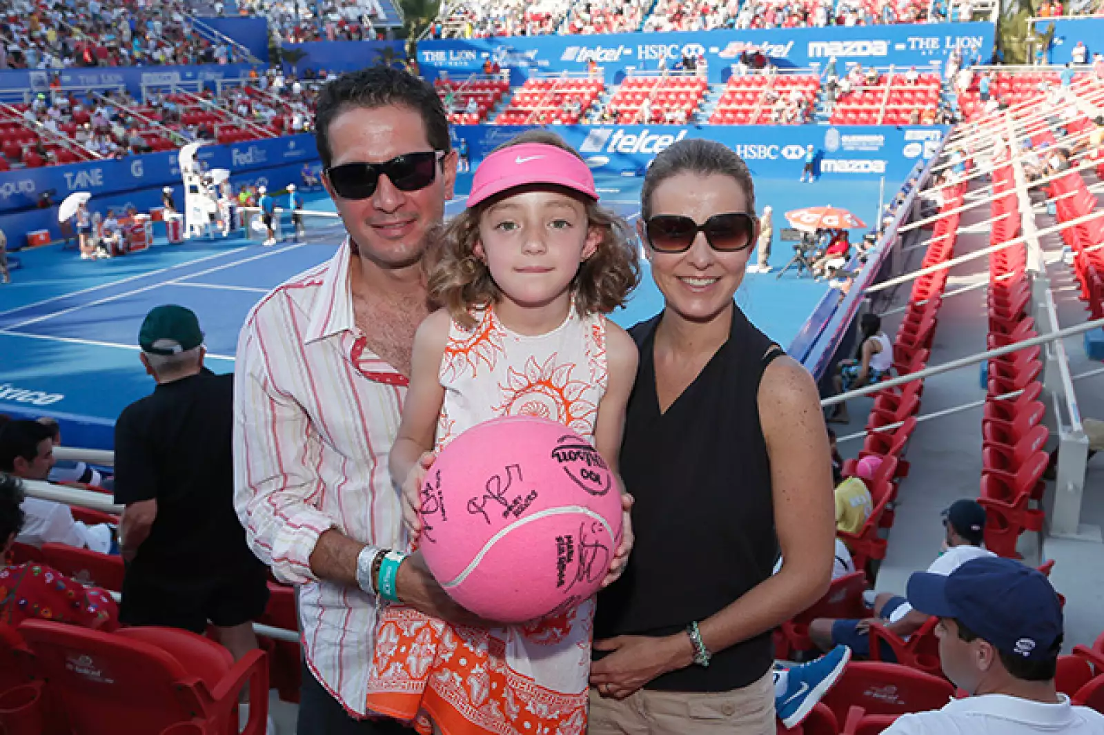 Alejandro, Cinthia y Ximena Muñoz
