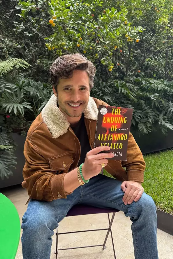 Diego Boneta actor, cantante, productor y escritor
