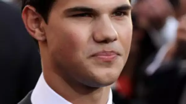 Premiere de Twilight Saga: New Moon en los Teatros Mann Village Bruin en Westwood, California, 2009.