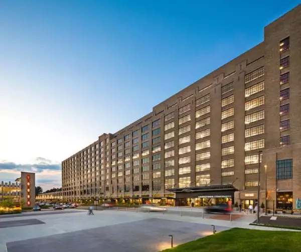 Crosstown Concourse
