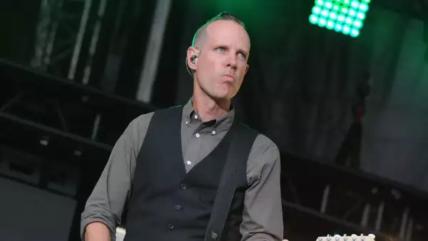 Tom Dumont