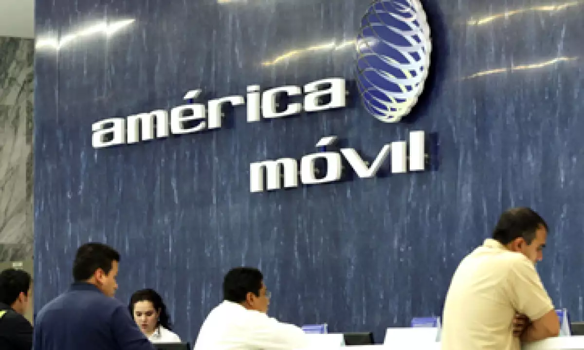 Telcel tiene más del 70% del mercado de telefonía móvil. (Foto: Reuters)