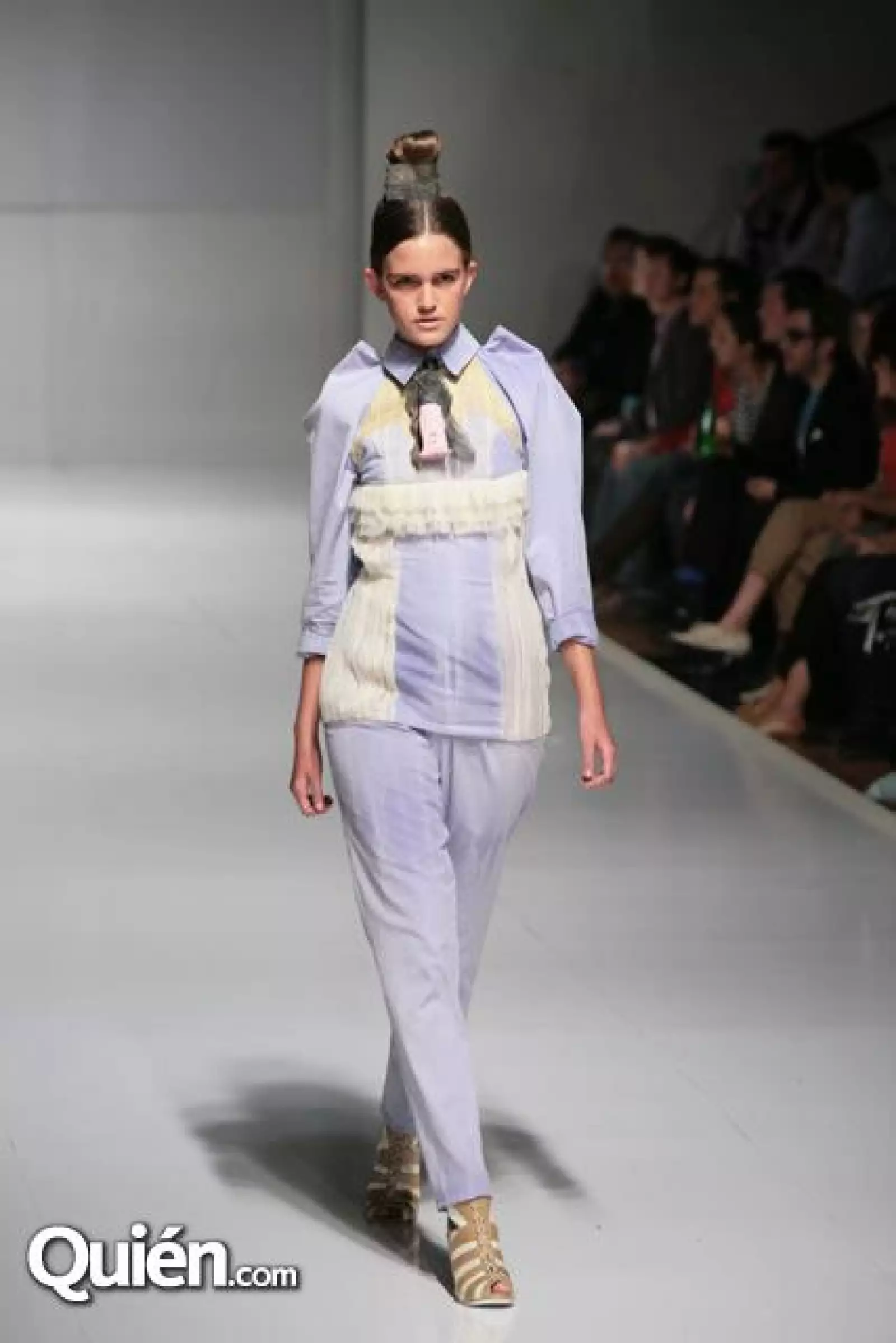 IDM Desfile Daniel Andrade