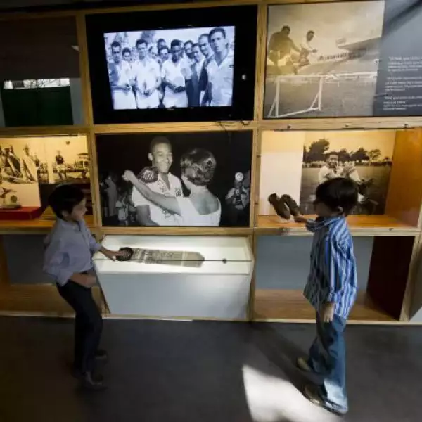 Museo de Pel�, Brasil