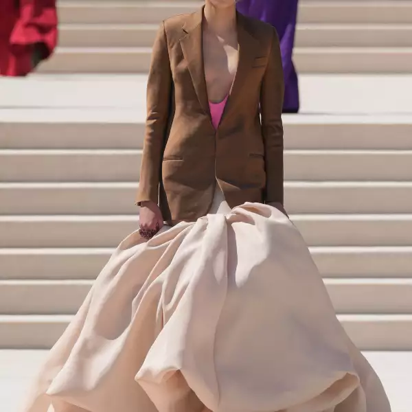 Balenciaga HC F26 016.jpg