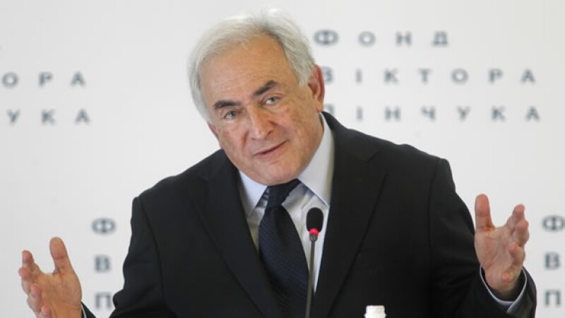 Dominique Strauss-Kahn habla a los medios