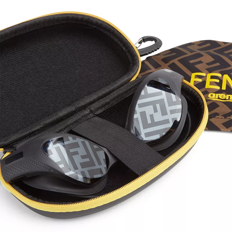 Foto: Fendi, Fendi x Arena