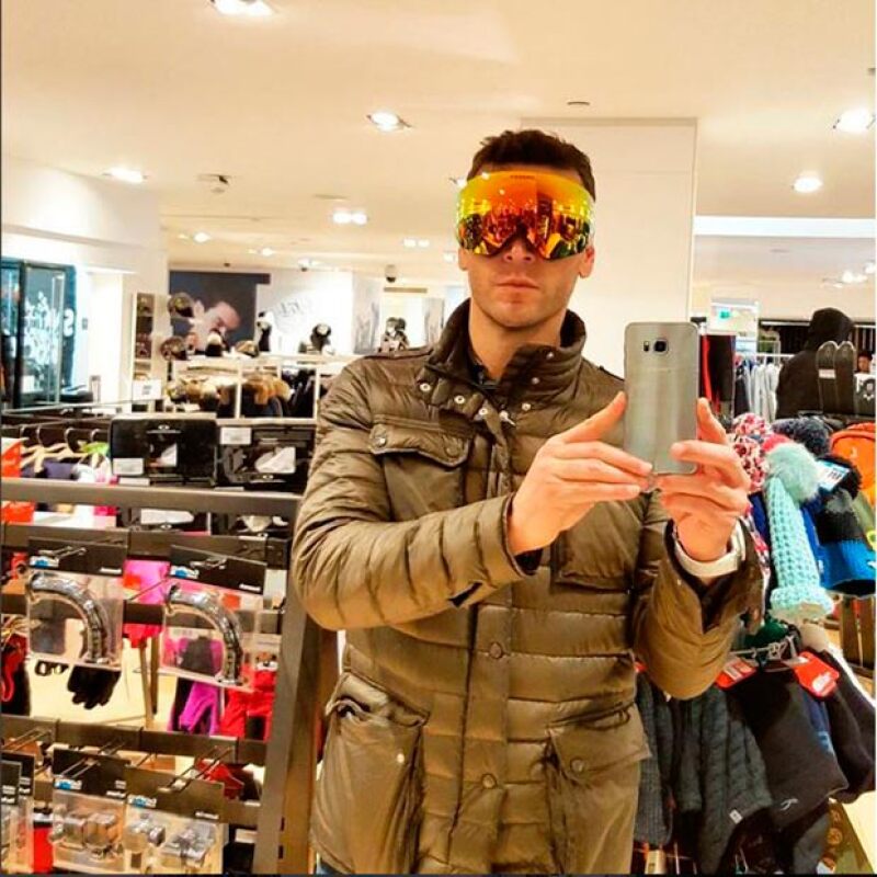 Mientras tanto Martín está en Londres, disfrutando de las bajas temperaturas.