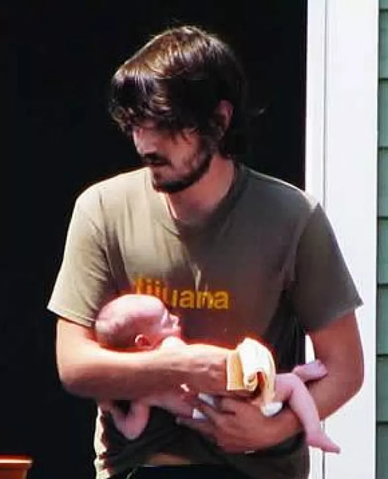 El actor asistirá a Los Ángeles para presentar su primer documental "J.C. Chávez".