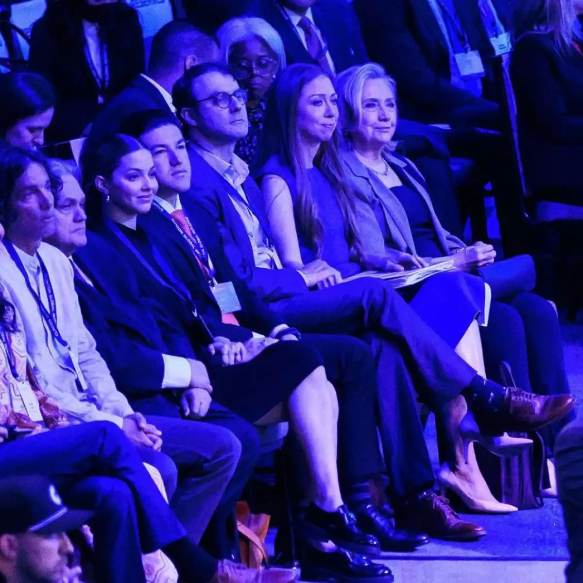 Samuel García y Mariana Rodríguez con la familia Clinton en Nueva York