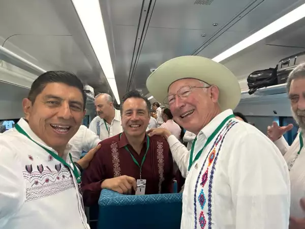 ken-salazar-tren-maya.jpeg