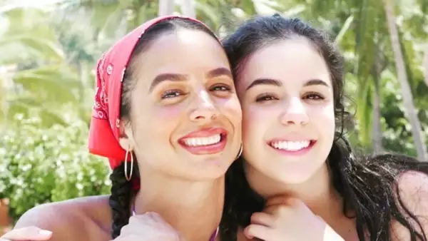 Biby Gaytán y Ana Paula Capetillo
