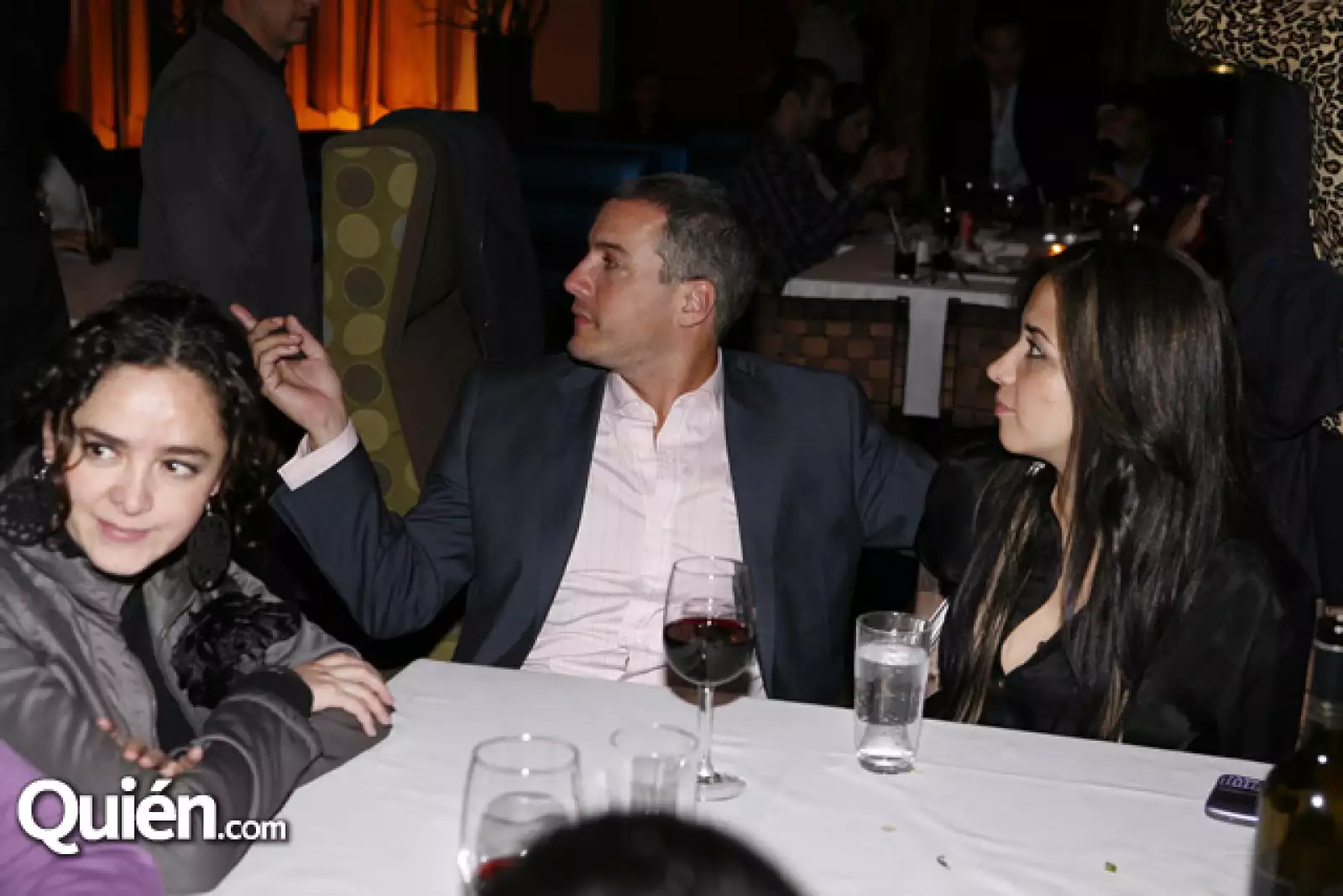 Harol Murray,Beatriz Robles