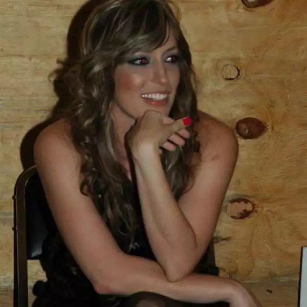 Desfile Elda Watanabe