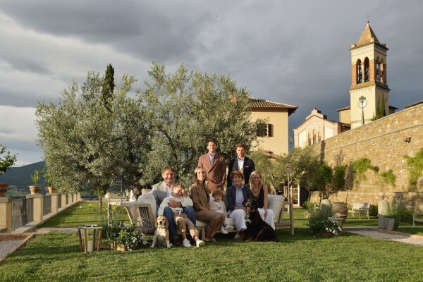 familia Brunello Cuccinelli.jpg