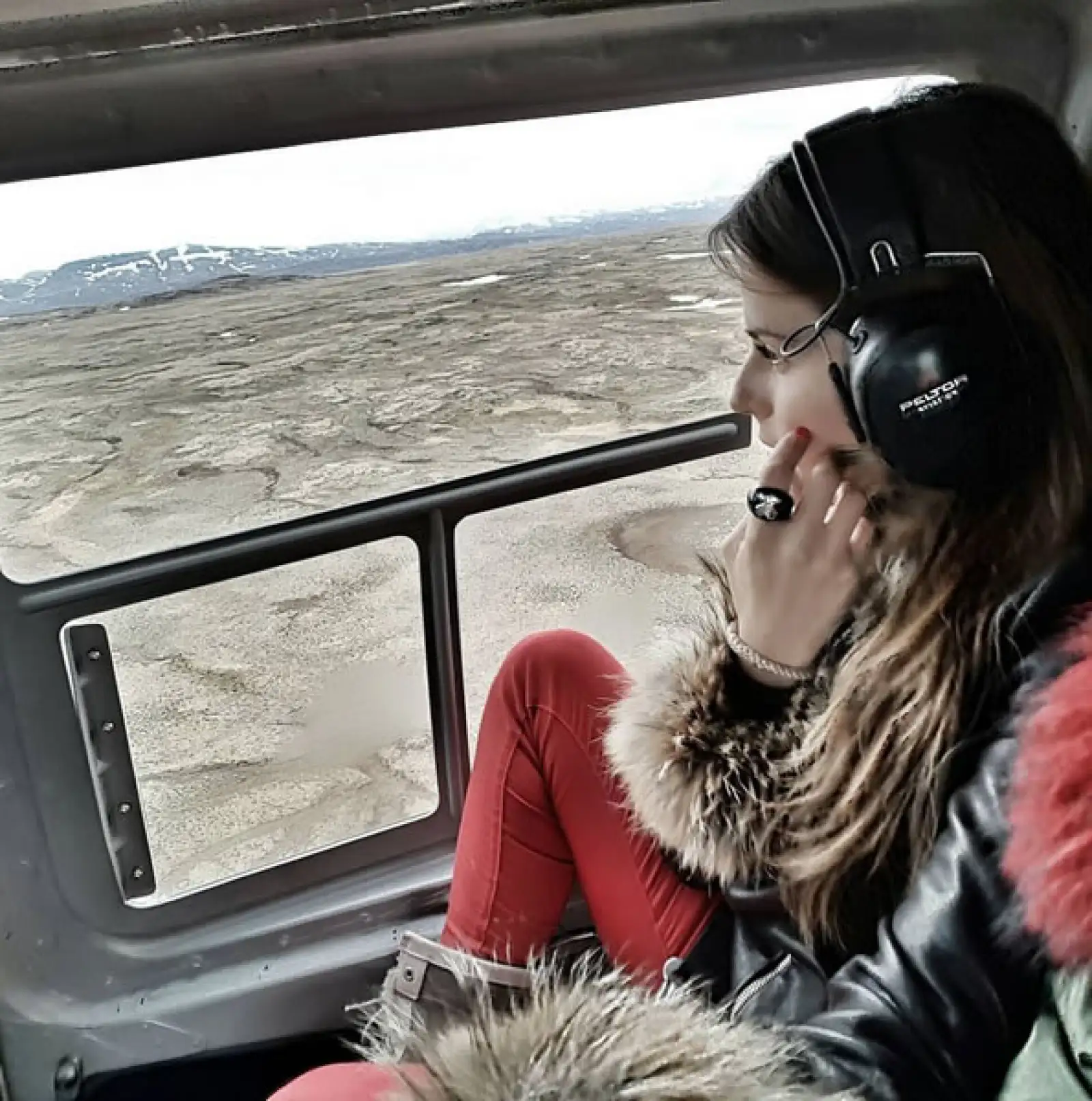 También sobrevoló por el volcán del parque geotermal Hveragerði.