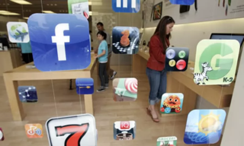 Un punto vulnerable de Apple es que no solicita la contraseña cada vez que se vuelve a usar una aplicación. (Foto: AP)