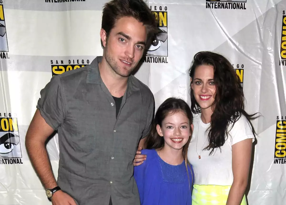 Mackenzie Foy, Kristen Stewart y Robert Pattinson