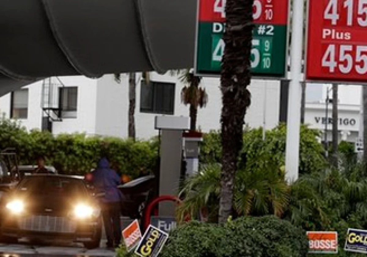 Hasta hace poco la gasolina mexicana llegaba a niveles similares a los registrados en EU. (Foto: AP)