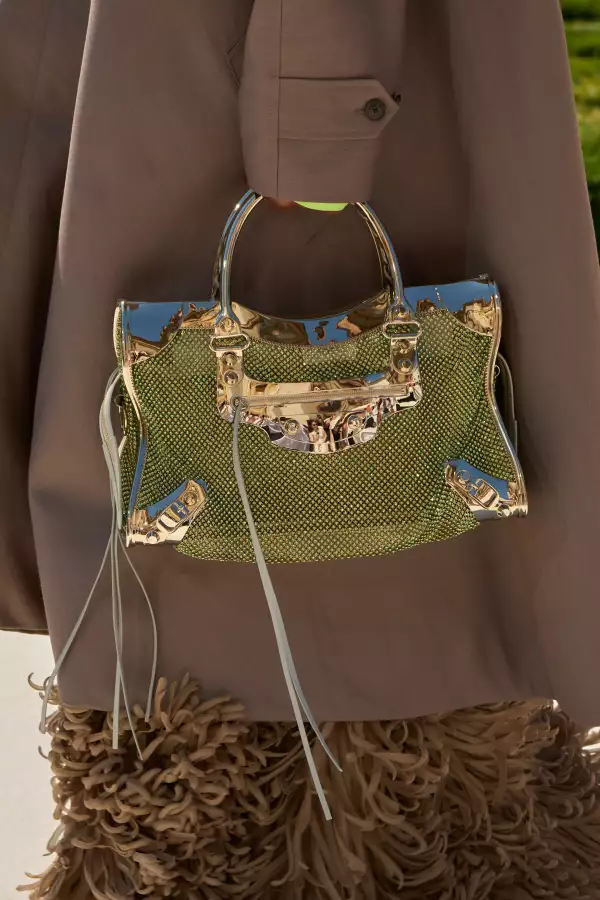 Balenciaga HC clp F26 074.jpg