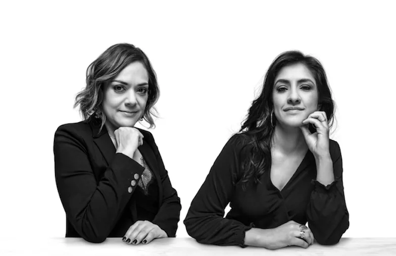 Laura Flores y Andrea Escobar