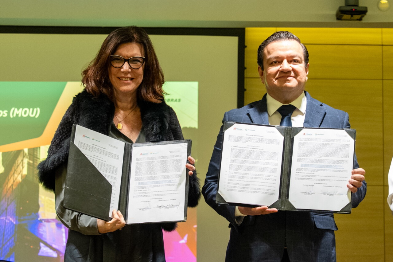 Pemex apuesta por experiencia brasileña para revitalizar campos maduros y elevar producción petrolera