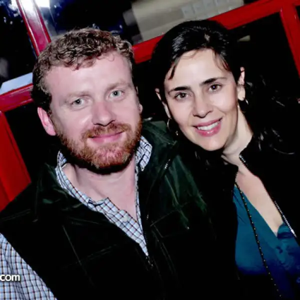 Eamonn Mcginnins y Silvana Acosta