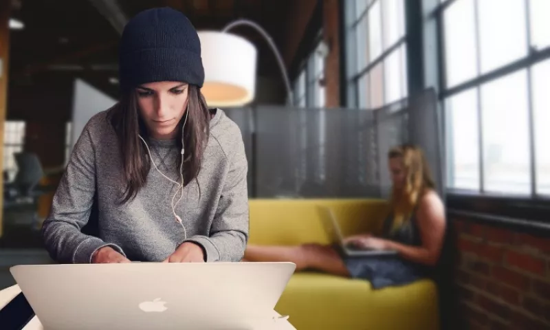 WeWork seleccionará 10 ganadoras a las que ofrecerá un programa de mentoría, además de acceso a sus instalaciones.
