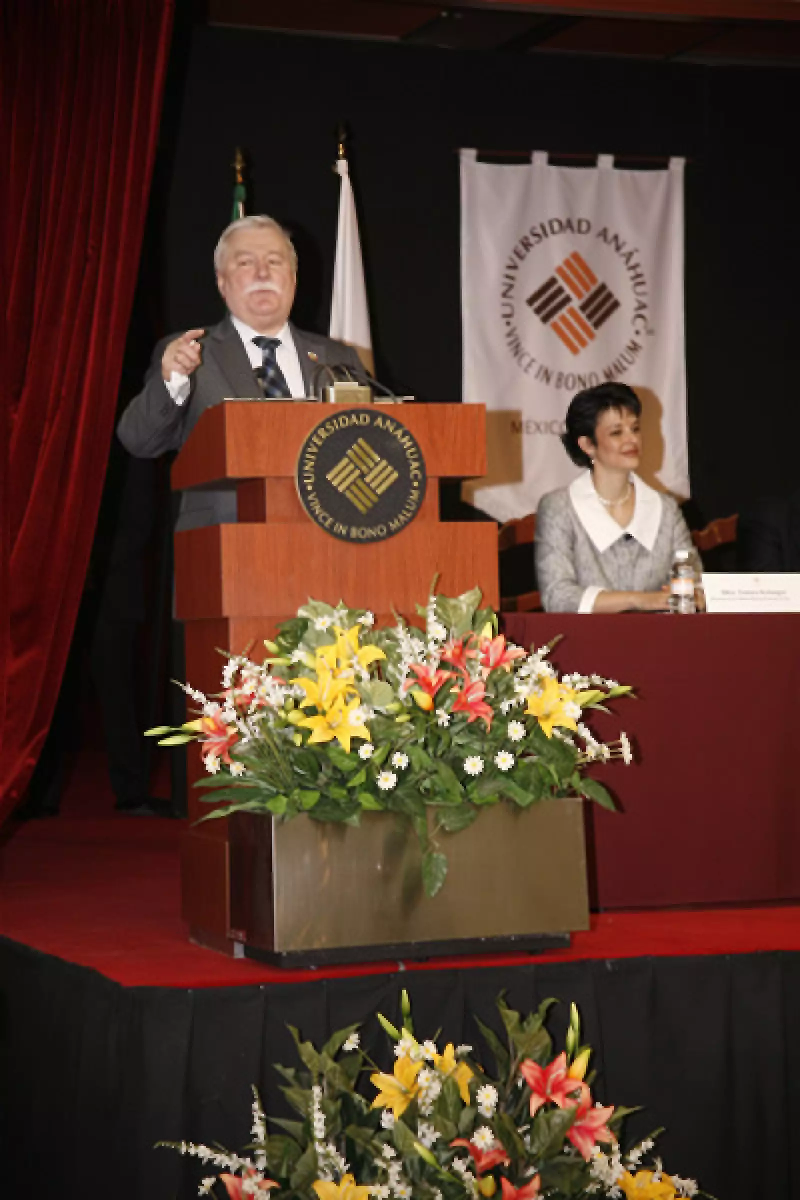 Lech Walesa en la Anáhuac