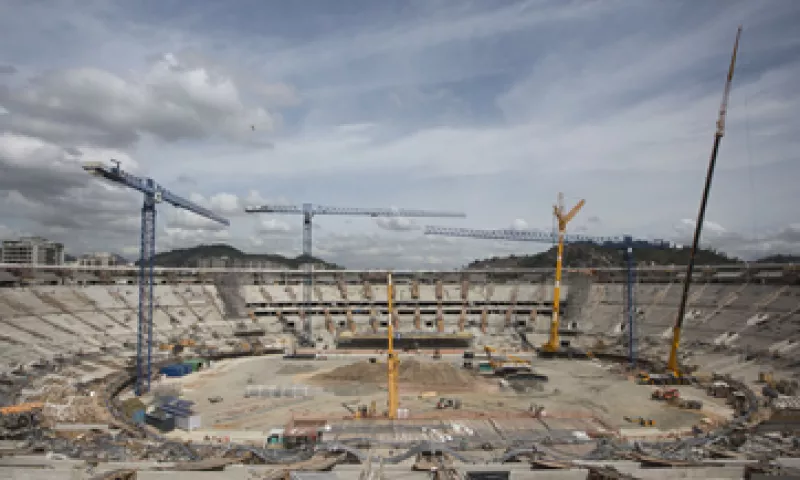 El estadio Maracaná es remodelado para la Copa Confederaciones de este año y la Copa del Mundo con un costo de unos 900 millones de reales. (Foto: AP)