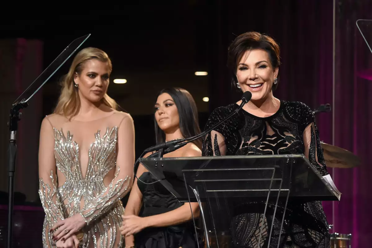 Gabrielle's Angel Foundation For Cancer Research Hosts Angel Ball 2016 - Inside